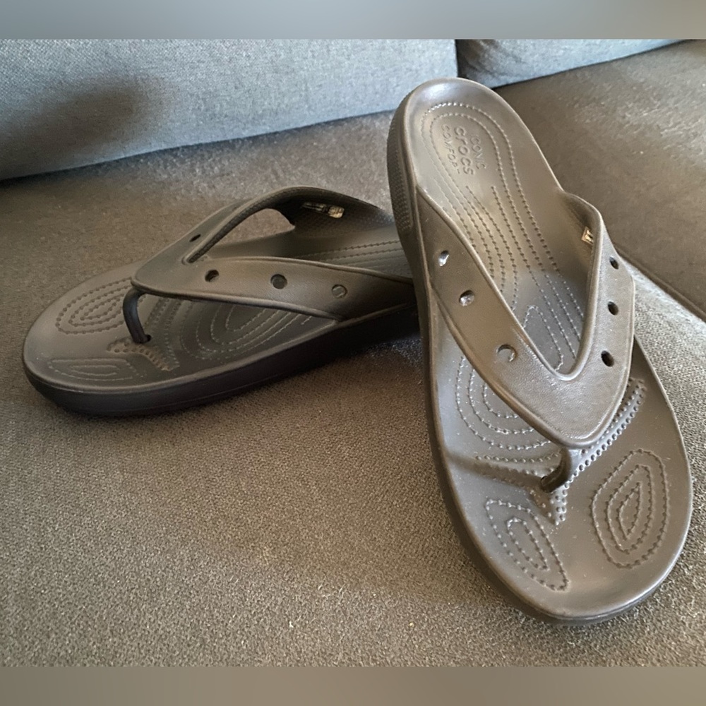⭐️Crocs Classic Crocs Flip